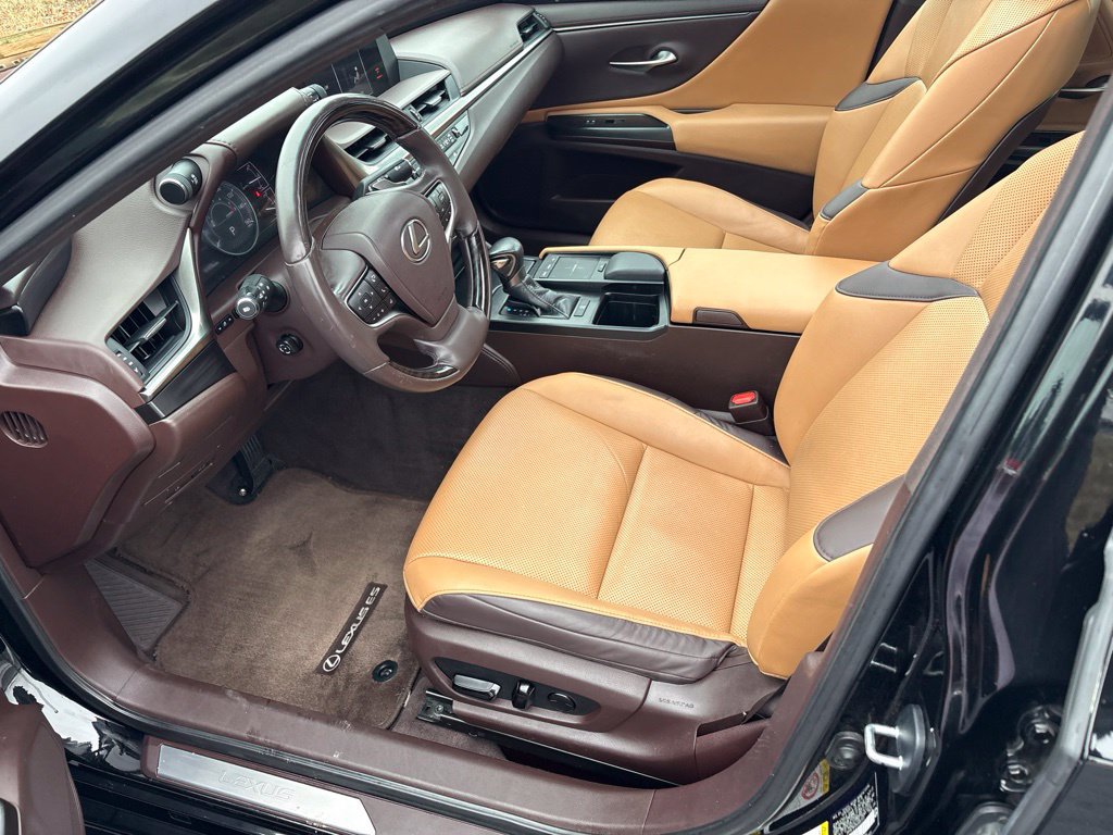 Used 2019 Lexus ES 350 w/ Premium Package FWD image 16
