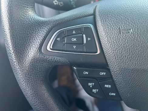 Used 2015 Ford Focus SE image 18