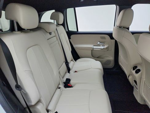 New 2026 Mercedes-Benz GLB 250 image 21
