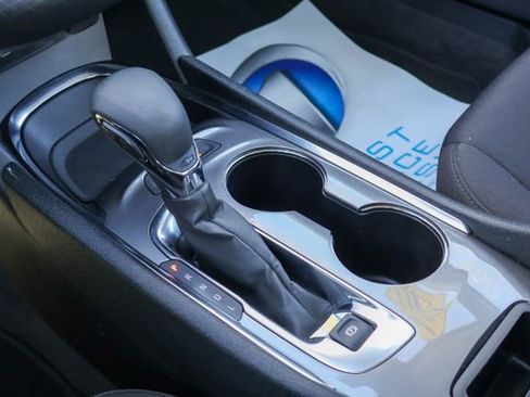 Certified 2024 Chevrolet Malibu LT image 17