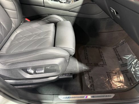 Used 2023 BMW X6 xDrive40i w/ M Sport Package AWD/4WD image 50