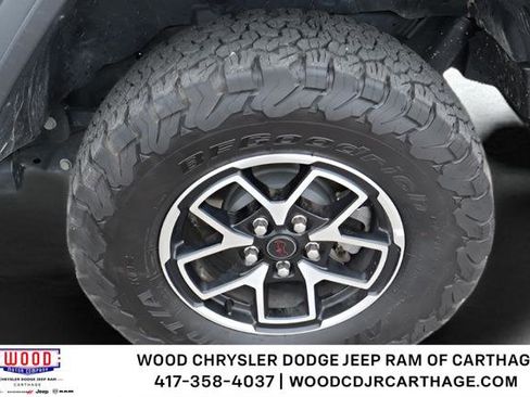 Used 2025 Jeep Wrangler Unlimited Rubicon AWD/4WD image 11