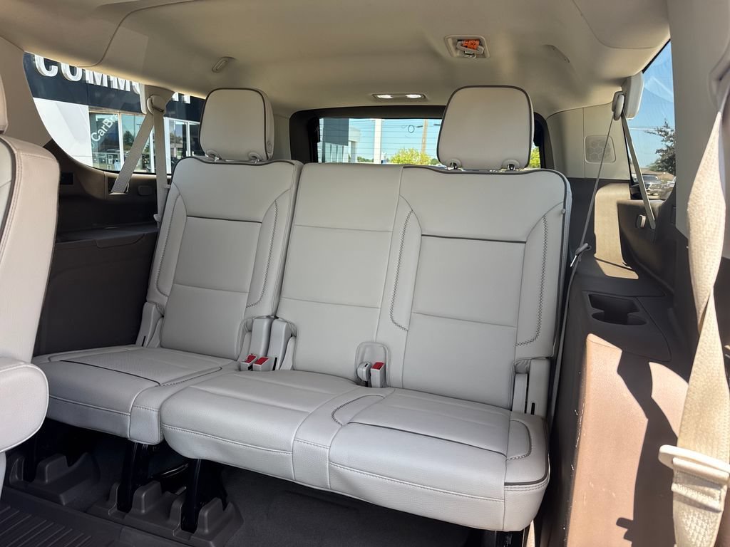 Certified 2023 GMC Yukon XL Denali w/ Denali Reserve Package AWD/4WD image 41