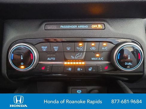 Used 2022 Ford Escape SE w/ Convenience Package FWD image 28