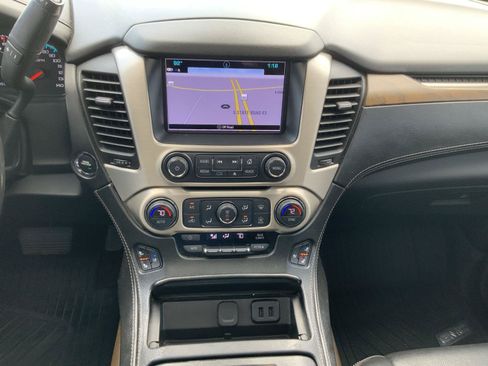 Used 2018 GMC Yukon XL Denali w/ Denali Ultimate Package AWD/4WD image 39