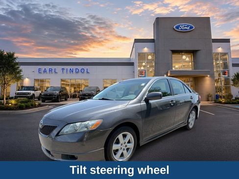 Used 2009 Toyota Camry SE FWD image 4