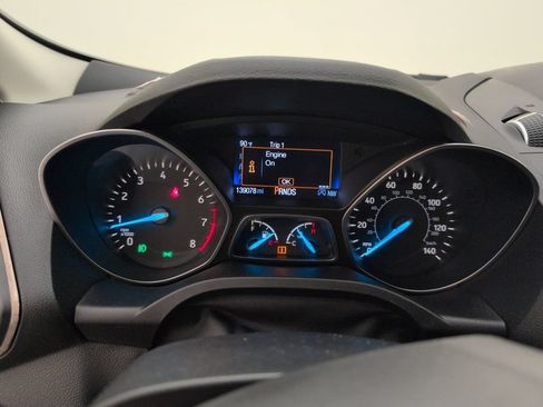 Used 2017 Ford Escape Titanium FWD image 16