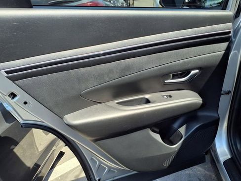 Certified 2023 Hyundai Tucson SEL AWD/4WD image 8