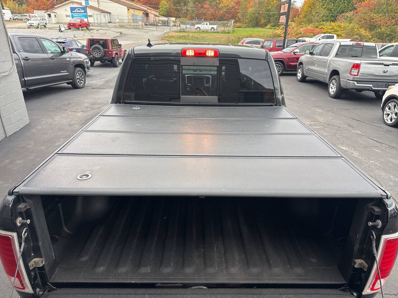 Used 2017 RAM 1500 Limited AWD/4WD image 18