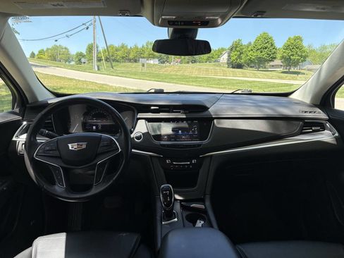 Used 2019 Cadillac XT5 Luxury AWD/4WD image 14