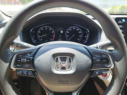 Used 2018 Honda Accord LX image 21