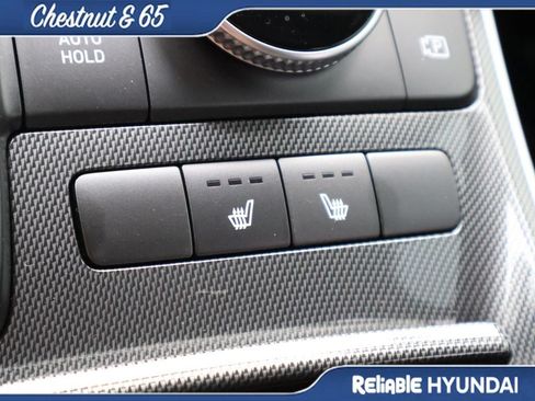 Certified 2023 Hyundai Santa Fe SEL w/ Premium Package FWD image 40