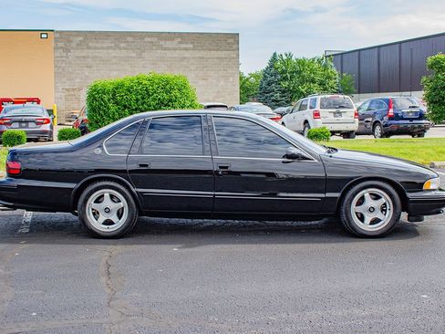 Used 1996 Chevrolet Impala SS RWD image 11
