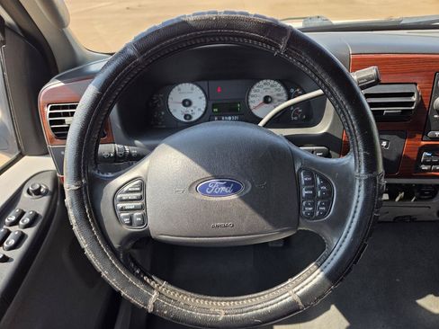 Used 2006 Ford F350 King Ranch AWD/4WD image 16