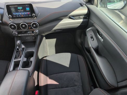 Used 2022 Nissan Sentra SR w/ Electronics Package image 29