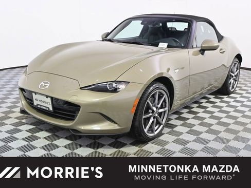 Used 2023 MAZDA MX-5 Miata Grand Touring RWD image 1