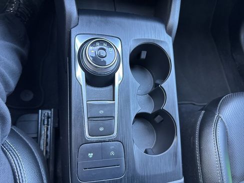 Used 2022 Ford Escape SEL image 27