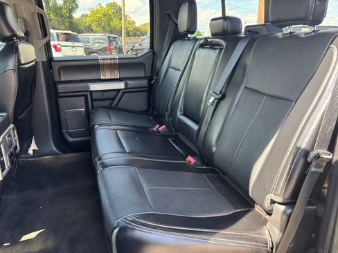 Used 2018 Ford F150 Lariat w/ Equipment Group 502A Luxury AWD/4WD image 14