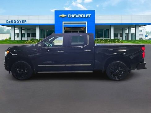 New 2026 Chevrolet Silverado 1500 High Country AWD/4WD image 7