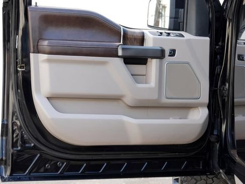 Used 2019 Ford F150 Limited w/ Trailer Tow Package AWD/4WD image 32