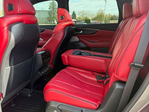 Used 2022 Acura MDX Type S image 35