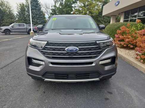 Used 2022 Ford Explorer XLT image 5