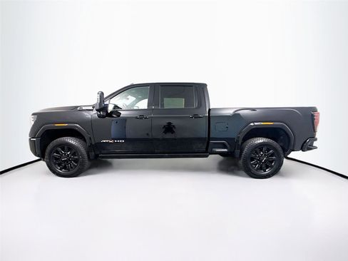Used 2025 GMC Sierra 2500 AT4 w/ AT4 Premium Plus Package AWD/4WD image 30