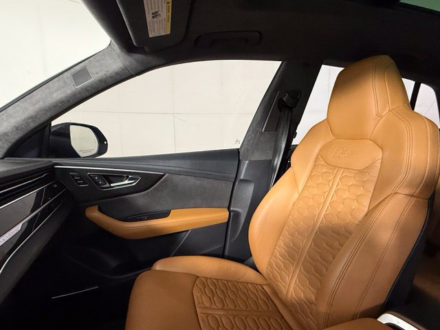 Used 2022 Audi RS Q8 AWD/4WD image 19