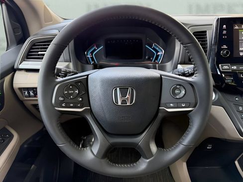 Used 2024 Honda Odyssey EX-L image 38