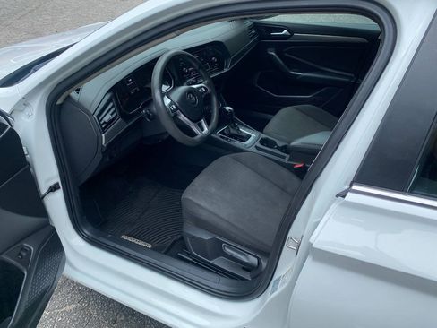 Used 2019 Volkswagen Jetta S FWD image 11
