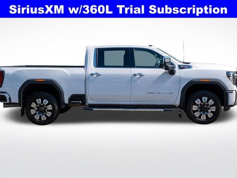 Used 2025 GMC Sierra 3500 Denali w/ Denali Reserve Package AWD/4WD image 9