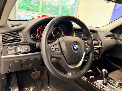 Used 2016 BMW X3 xDrive28i AWD/4WD image 17