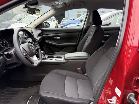 Used 2023 Nissan Sentra SV FWD image 17