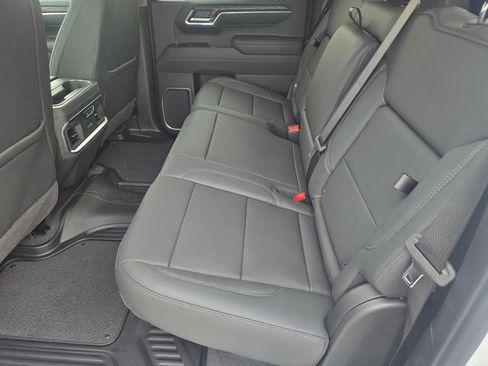 New 2026 GMC Sierra 1500 SLT image 10