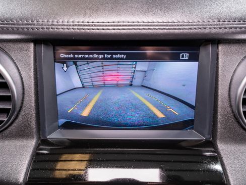 Used 2016 Land Rover LR4 HSE LUX image 23