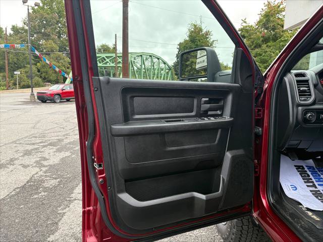 Certified 2024 RAM 2500 Tradesman w/ Chrome Appearance Group AWD/4WD image 14