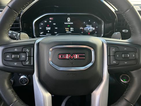 Used 2025 GMC Sierra 1500 SLT w/ SLT Premium Plus Package AWD/4WD image 32