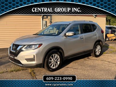 Used 2017 Nissan Rogue SV