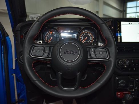 Used 2024 Jeep Wrangler Unlimited Rubicon 392 image 38