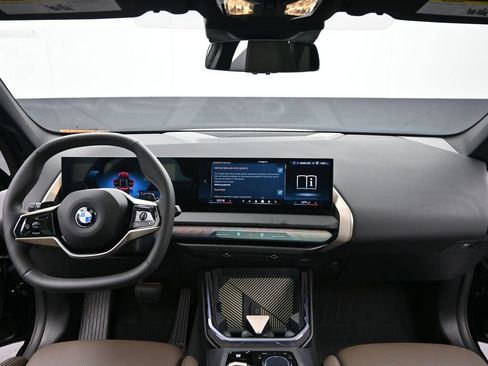 Used 2025 BMW X3 xDrive30i w/ Convenience Package AWD/4WD image 11