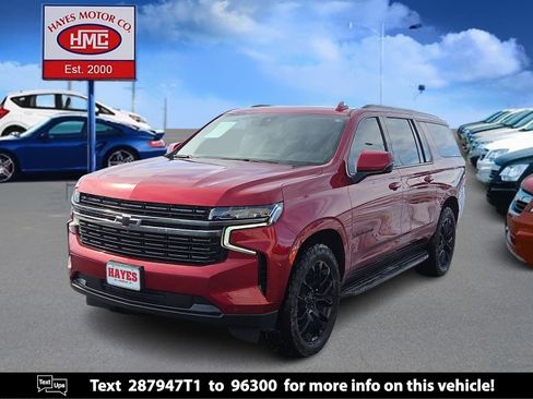 Used 2022 Chevrolet Suburban RST w/ Luxury Package image 1