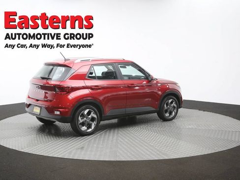 Used 2025 Hyundai Venue SEL FWD image 43