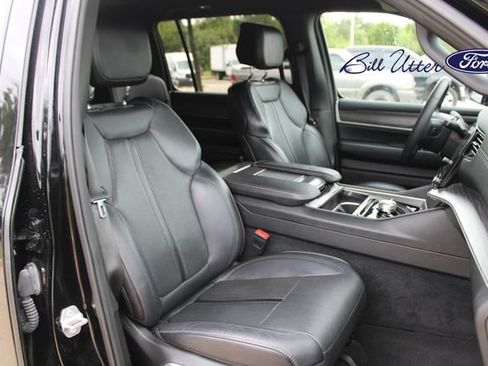 Used 2024 Jeep Wagoneer Series II w/ Flexible Seating Group AWD/4WD image 10