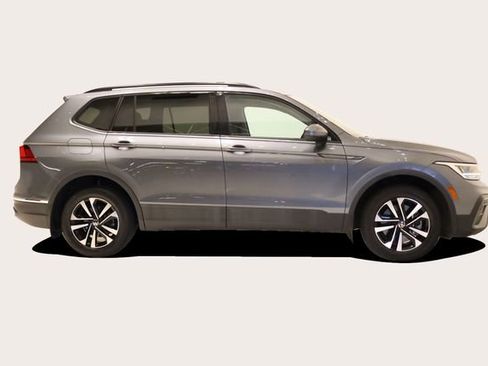 Used 2023 Volkswagen Tiguan S image 4