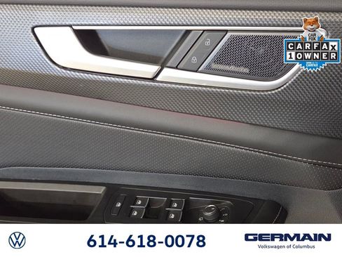 Certified 2025 Volkswagen Atlas Cross Sport SEL Premium R-Line AWD/4WD image 30