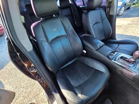 Used 2013 INFINITI G37 Journey w/ Premium Pkg image 19