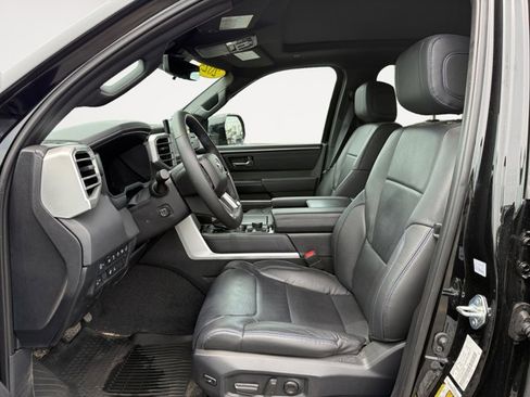 Used 2025 Toyota Tundra Platinum AWD/4WD image 12
