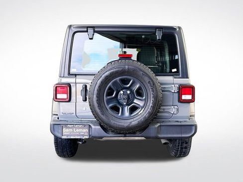 Used 2021 Jeep Wrangler Unlimited Sport image 6