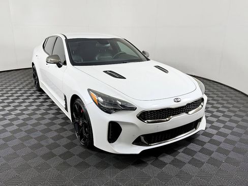 Used 2019 Kia Stinger GT image 4