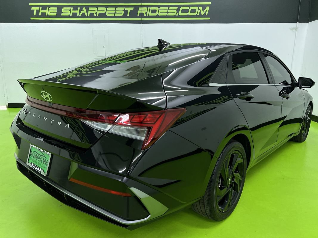Used 2026 Hyundai Elantra SEL Sport Premium FWD image 10